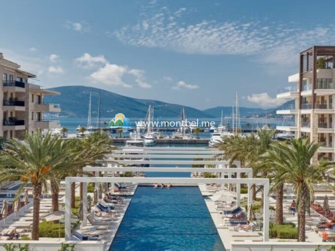 квартира в Порто Монтэнэгро