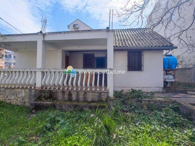 Дом - дача в Черногории