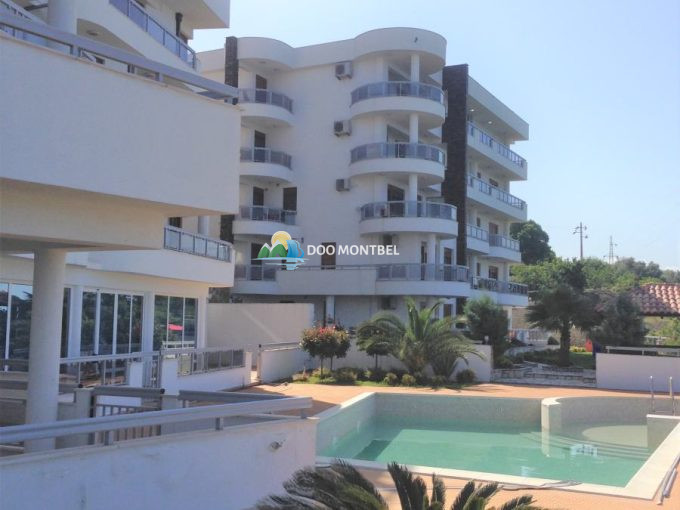 квартира с видом на море в Черногории