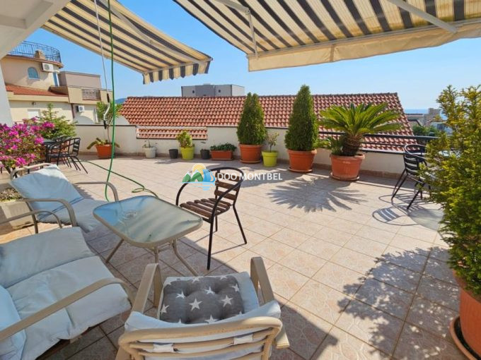 high ceilings and quality finishes bar