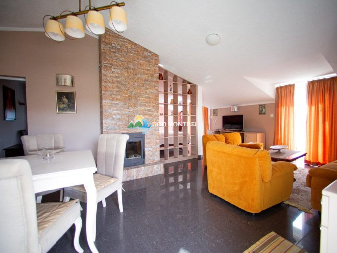 sofa area tv zone villa krimovica